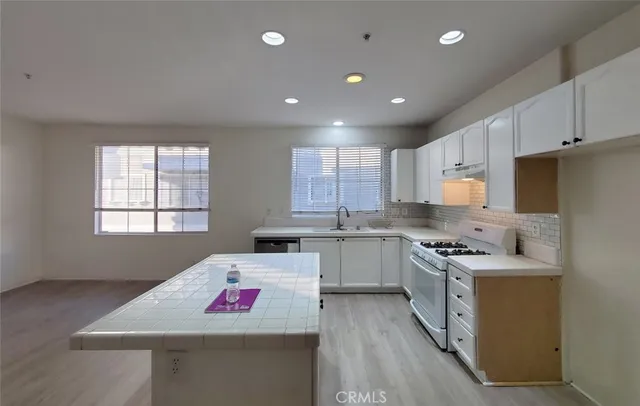 $755,000 | 13523 Cobblestone Lane, Westminster, CA 92683