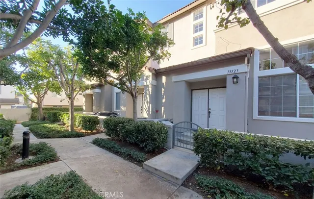 $755,000 | 13523 Cobblestone Lane, Westminster, CA 92683