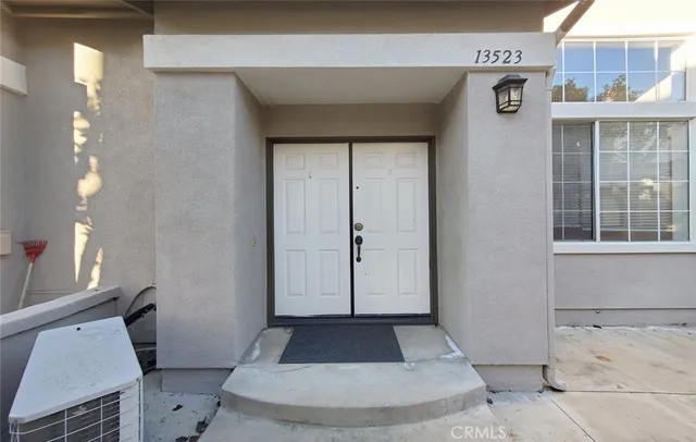 $755,000 | 13523 Cobblestone Lane, Westminster, CA 92683