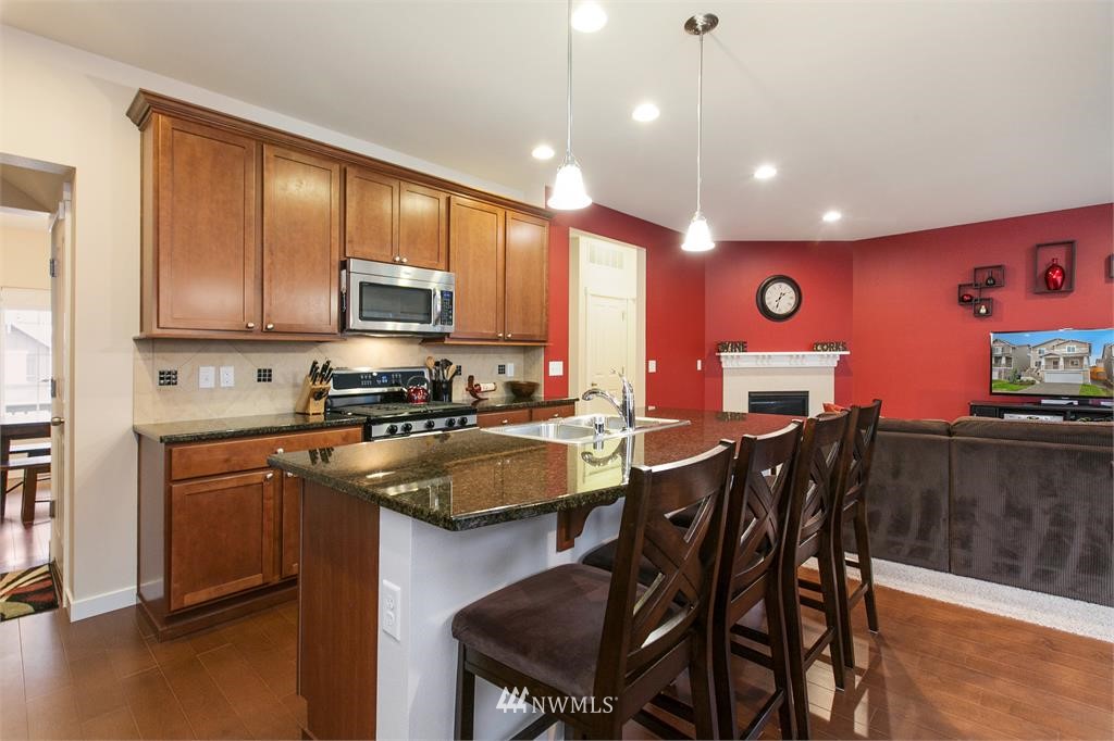 22401 35th Drive Southeast Bothell, WA 98021 - Photo 4 of 25