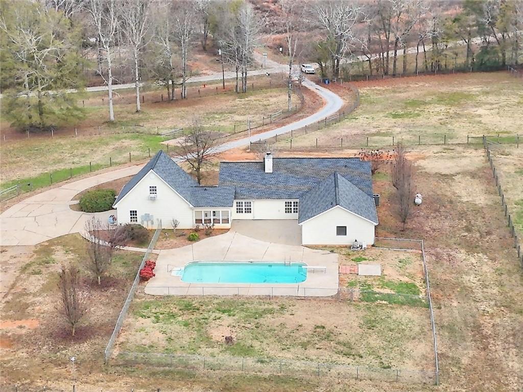 539 B B Wilson Road Commerce, GA 30529 - Photo 2 of 70