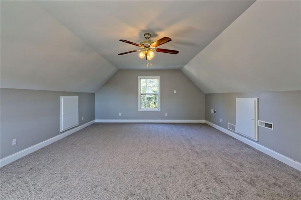 539 B B Wilson Road Commerce, GA 30529 - Photo 40 of 70 a view of an empty room with a window