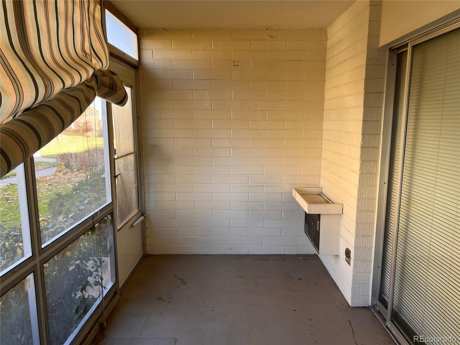 660 South Alton Way, Unit 4A Denver, CO 80247 - Photo 26 of 28 a view of a bathroom