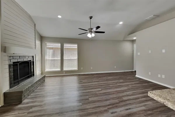 $1,800 | 9119 Newkay Lane, Spring, TX 77379