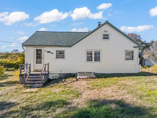 $1,395,000 | 835 Ocean Avenue, Wells, ME 04090