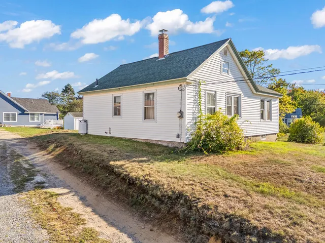 $1,395,000 | 835 Ocean Avenue, Wells, ME 04090