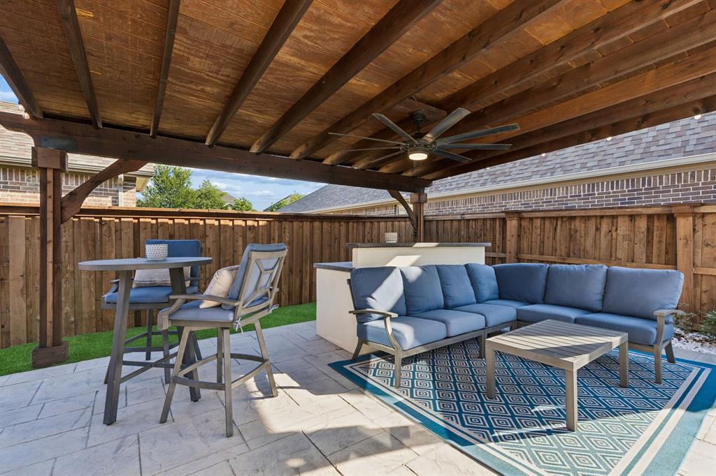 7909 Bonham Cove McKinney, TX 75071 - Photo 7 of 40