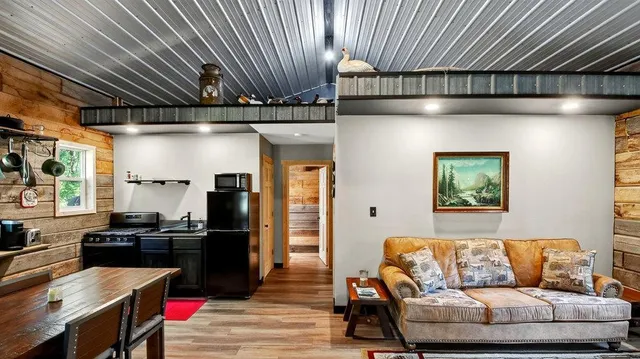 $284,900 | 9491 Sunset Road, Cable, WI 54821