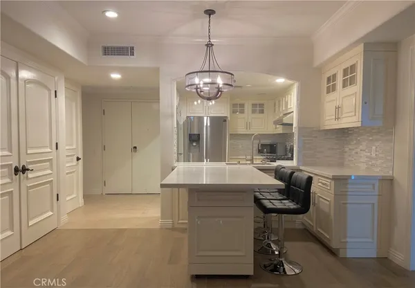 $3,000 | 1598 Long Beach Boulevard, Unit 209, Long Beach, CA 90813