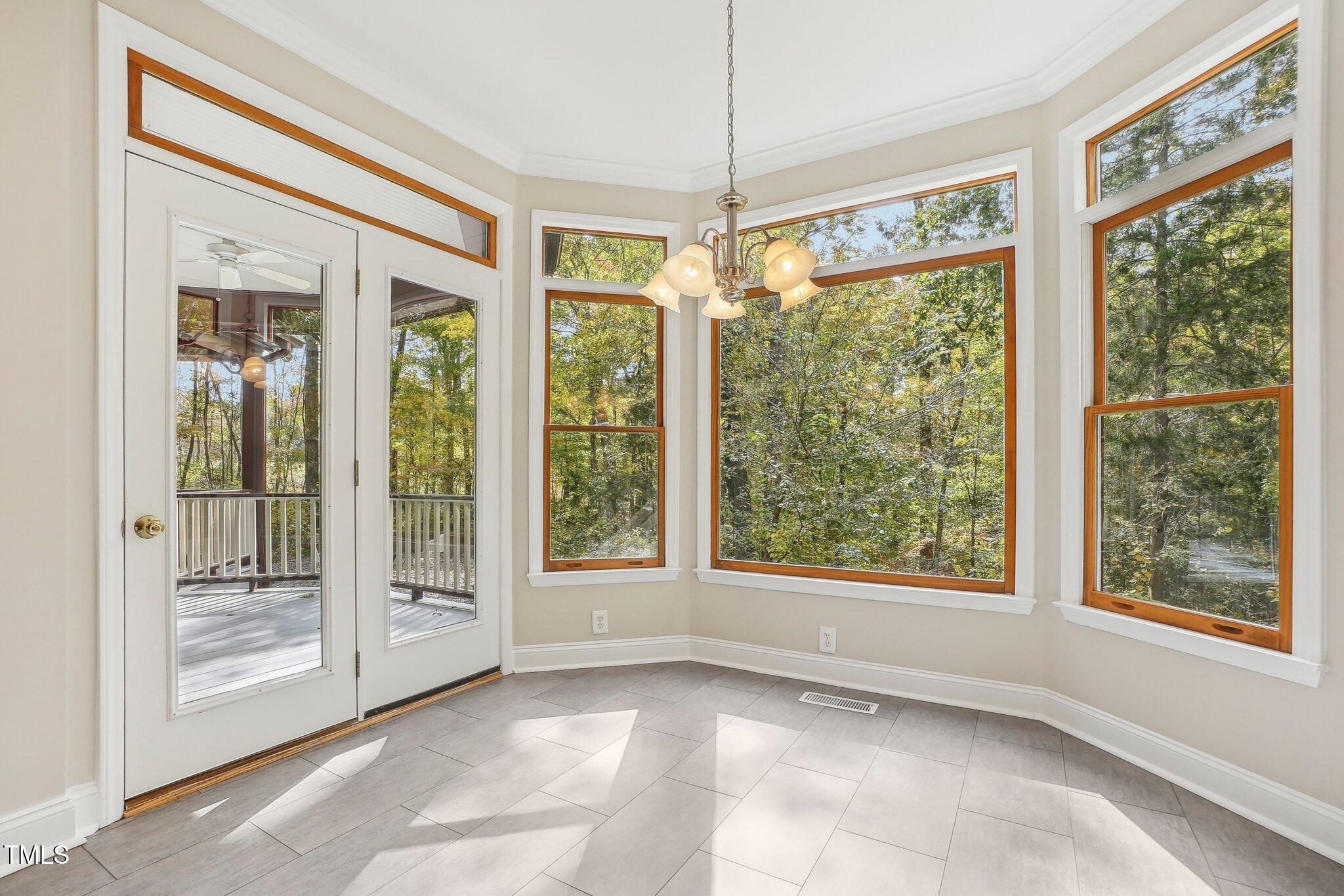 7804 Dairy Ridge Road Mebane, NC 27302 - Photo 14 of 54 Breakfast nook