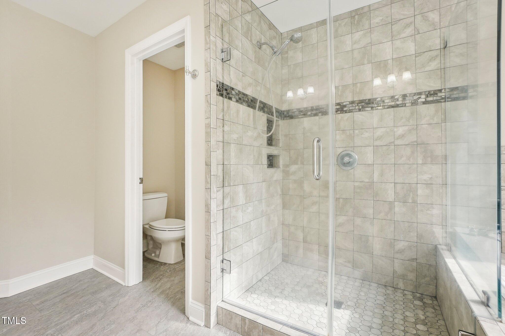 7804 Dairy Ridge Road Mebane, NC 27302 - Photo 30 of 54 Primary bath