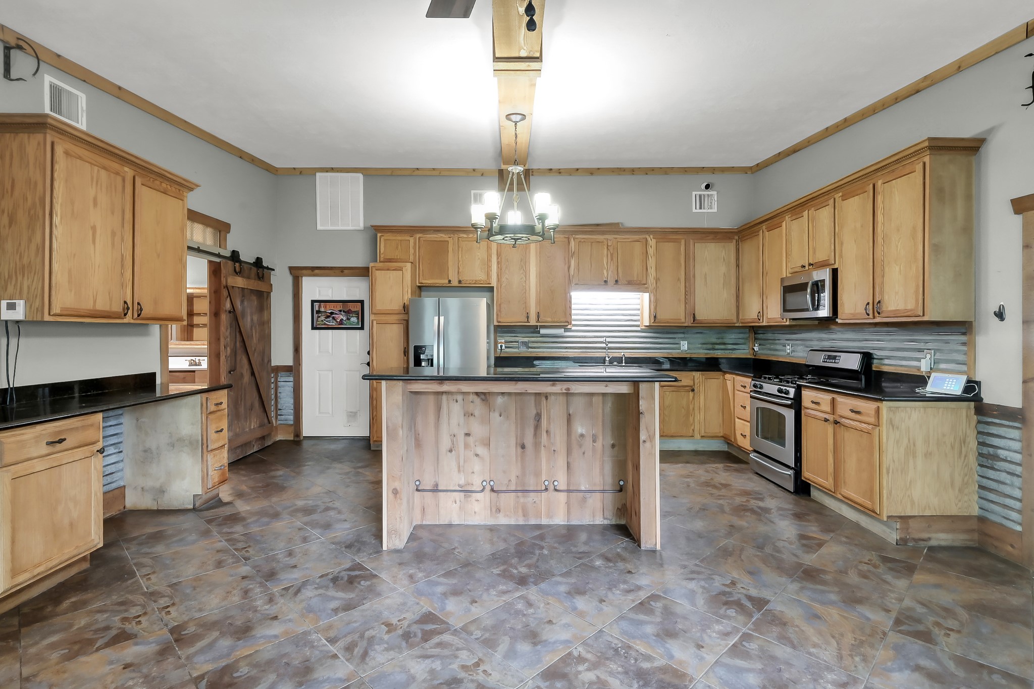 403 Spring Woods Drive Spring, TX 77386 - Photo 10 of 41