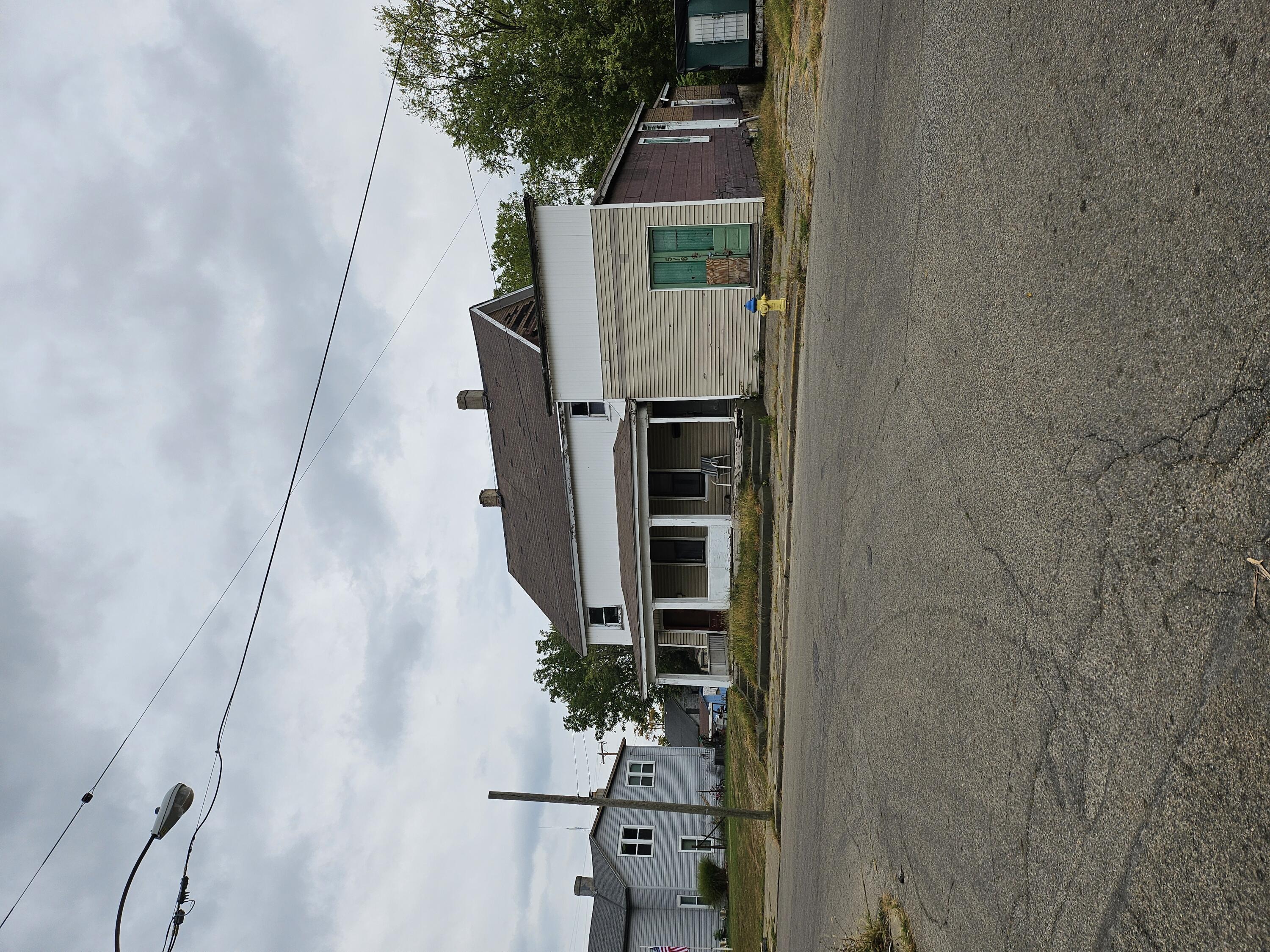 512 East Pleasant Street Springfield, OH 45505 - Photo 2 of 2
