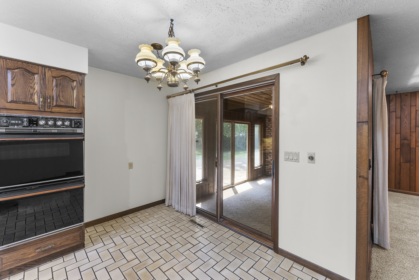 3746 53rd Street, Unit 1 Moline, IL 61265 - Photo 11 of 36 Gallery Image 11