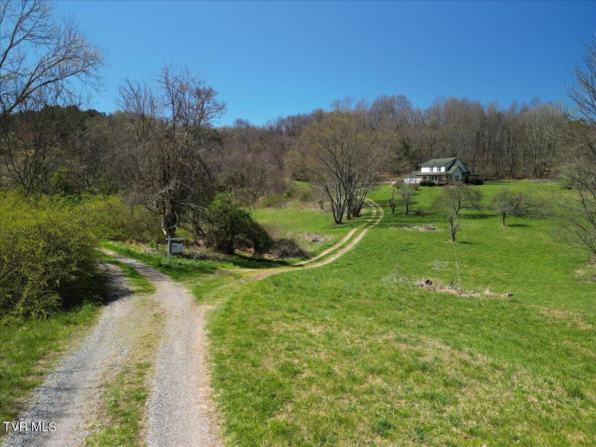 245 Cliff Lane Fall Branch, TN 37656 - Photo 26 of 44 Ariel