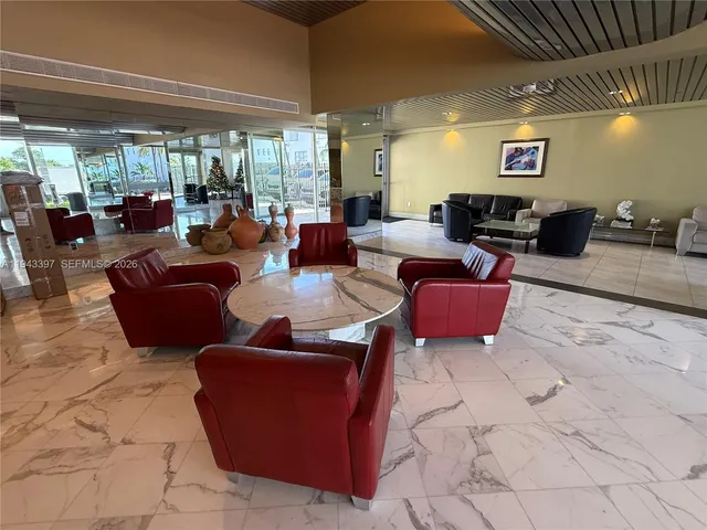 $2,700 | 9273 Collins Avenue, Unit 501, Surfside, FL 33154