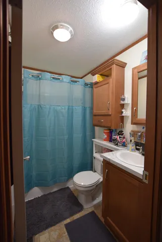 $70,000 | 701 7th Lakewood Avenue, Warroad, MN 56763