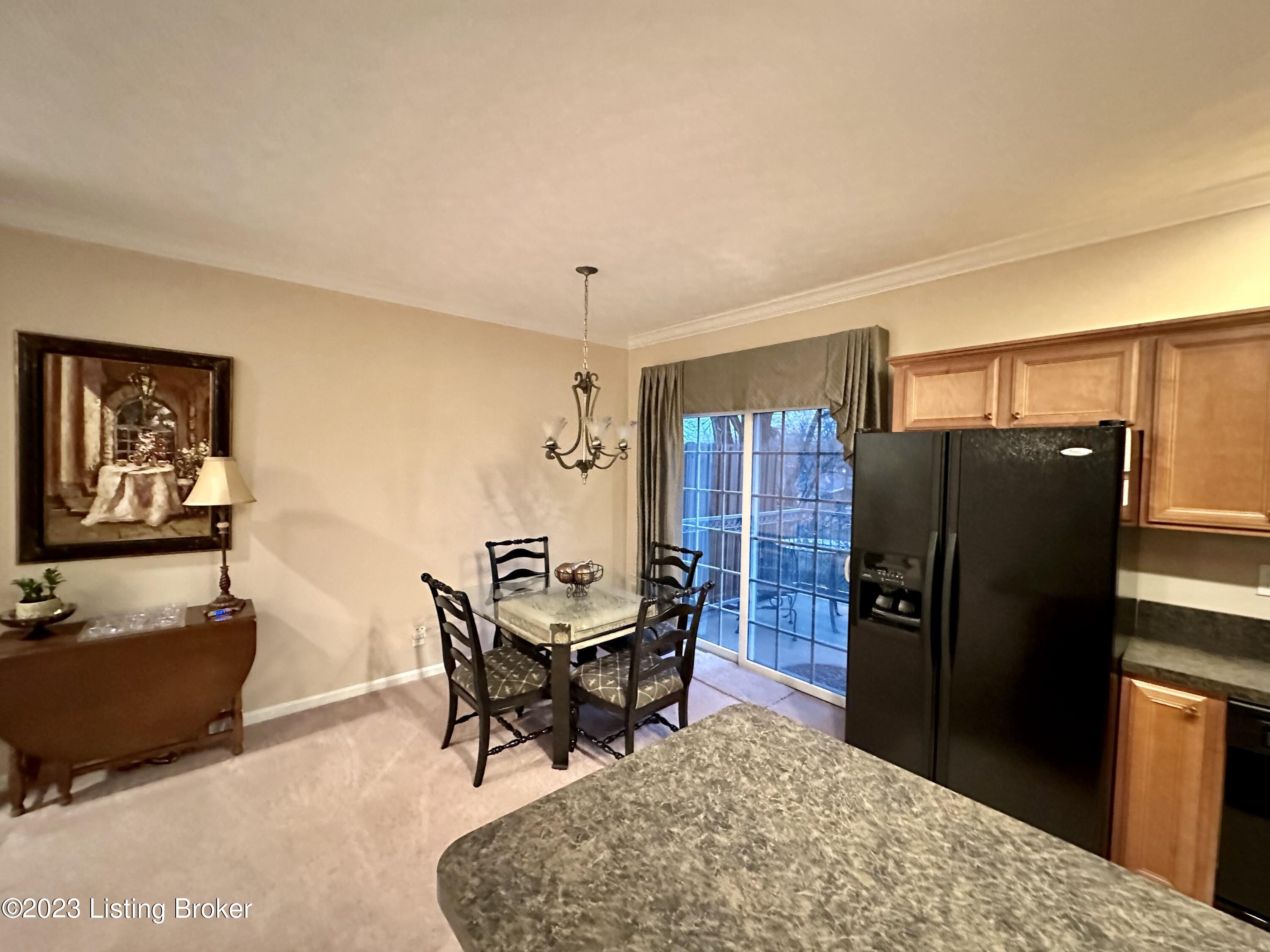 3122 Hendon Road Louisville, KY 40220 - Photo 13 of 53 7AB5D6CA-DFCF-4B89-B293-AE300582ECD5