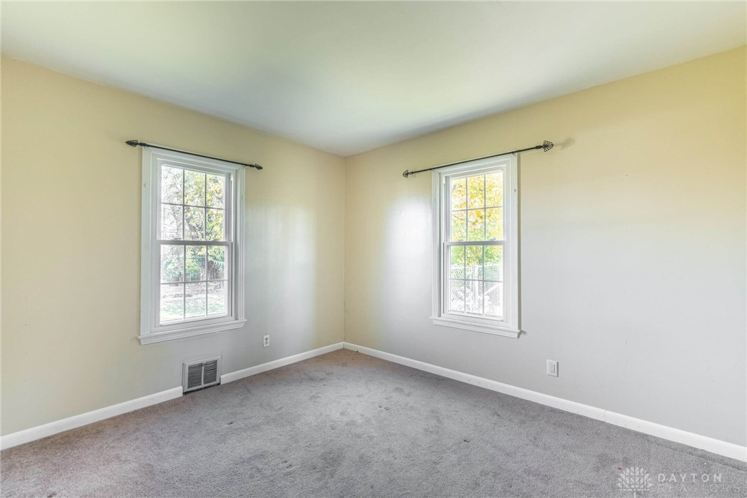 3934 Kemp Road Dayton, OH 45431 - Photo 14 of 33