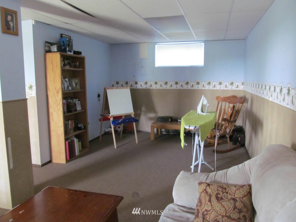 310 Patrick Road Ephrata, WA 98823 - Photo 8 of 15