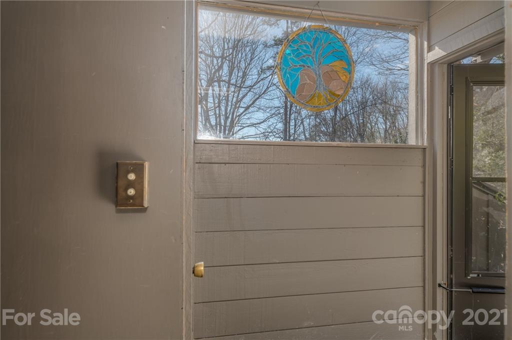172 Wilderness Road Tryon, NC 28782 - Photo 46 of 46 a view of bathroom