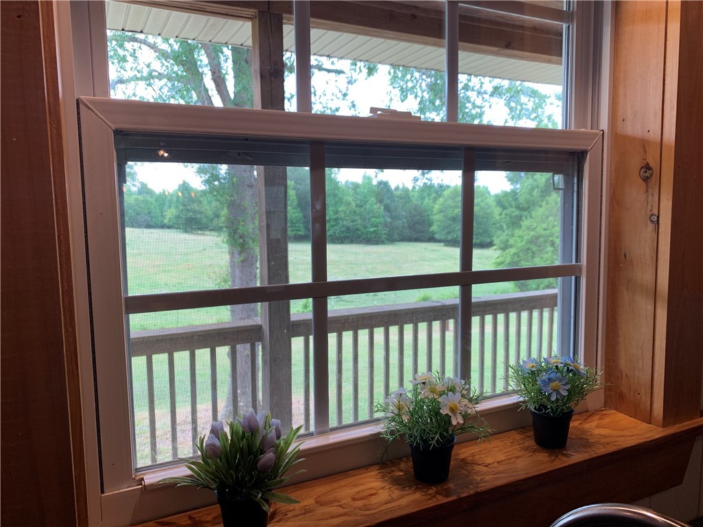 136 Winfred Brock Road Iva, SC 29655 - Photo 15 of 50