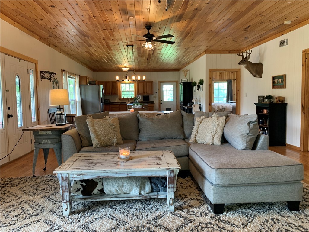 136 Winfred Brock Road Iva, SC 29655 - Photo 16 of 50