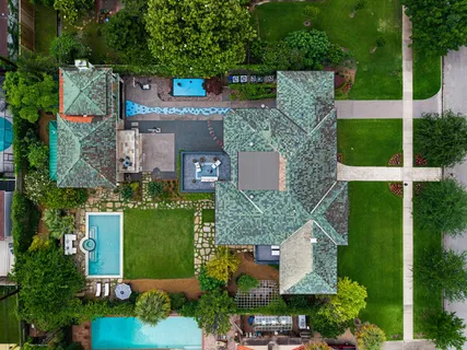 $4,600,000 | 15 Courtlandt Place, Houston, TX 77006