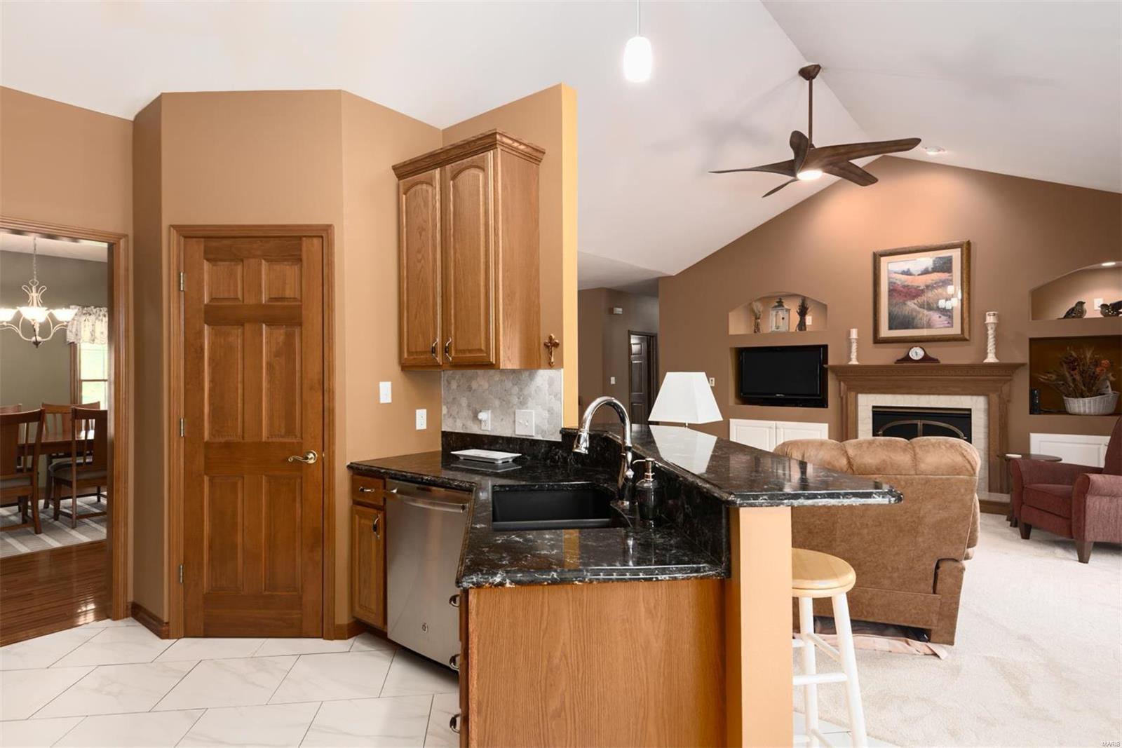 1041 Scott Troy Road Lebanon, IL 62254 - Photo 13 of 47 Gallery Image 13