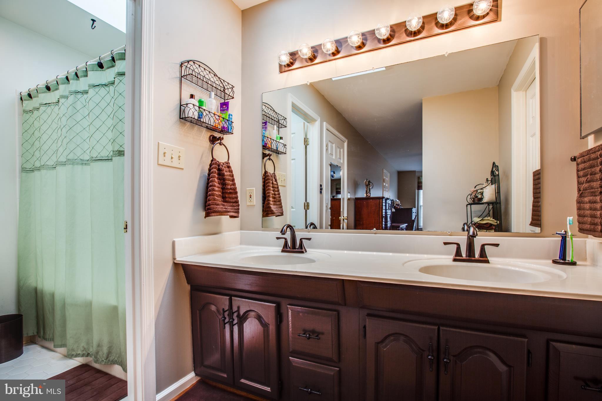 7109 Stuart Road King George, VA 22485 - Photo 22 of 30 Master Bathroom w/Jetted Tub and Double Vanity.
