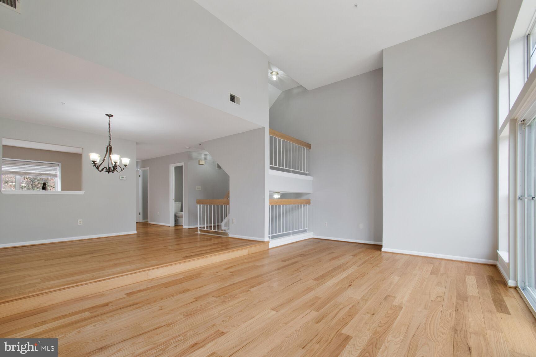 11532 Tuscany Drive Laurel, MD 20708 - Photo 3 of 37 Living & Dining Area