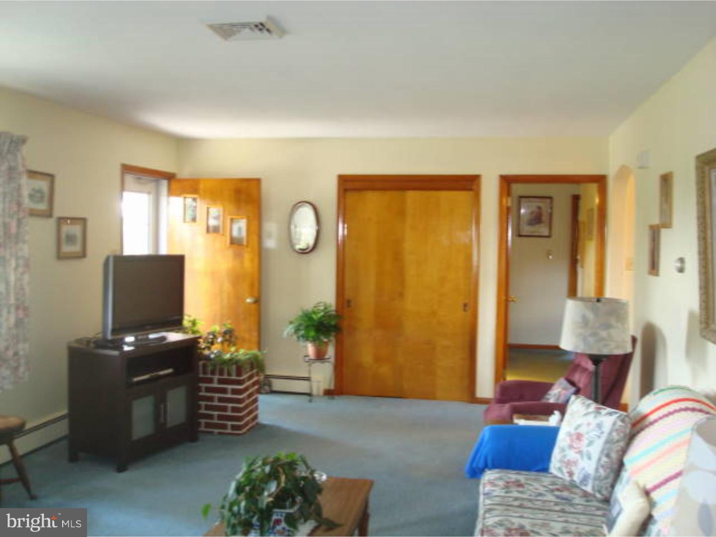 1348 West Campbell Road Green Lane, PA 18054 - Photo 6 of 15 Gallery Image 6