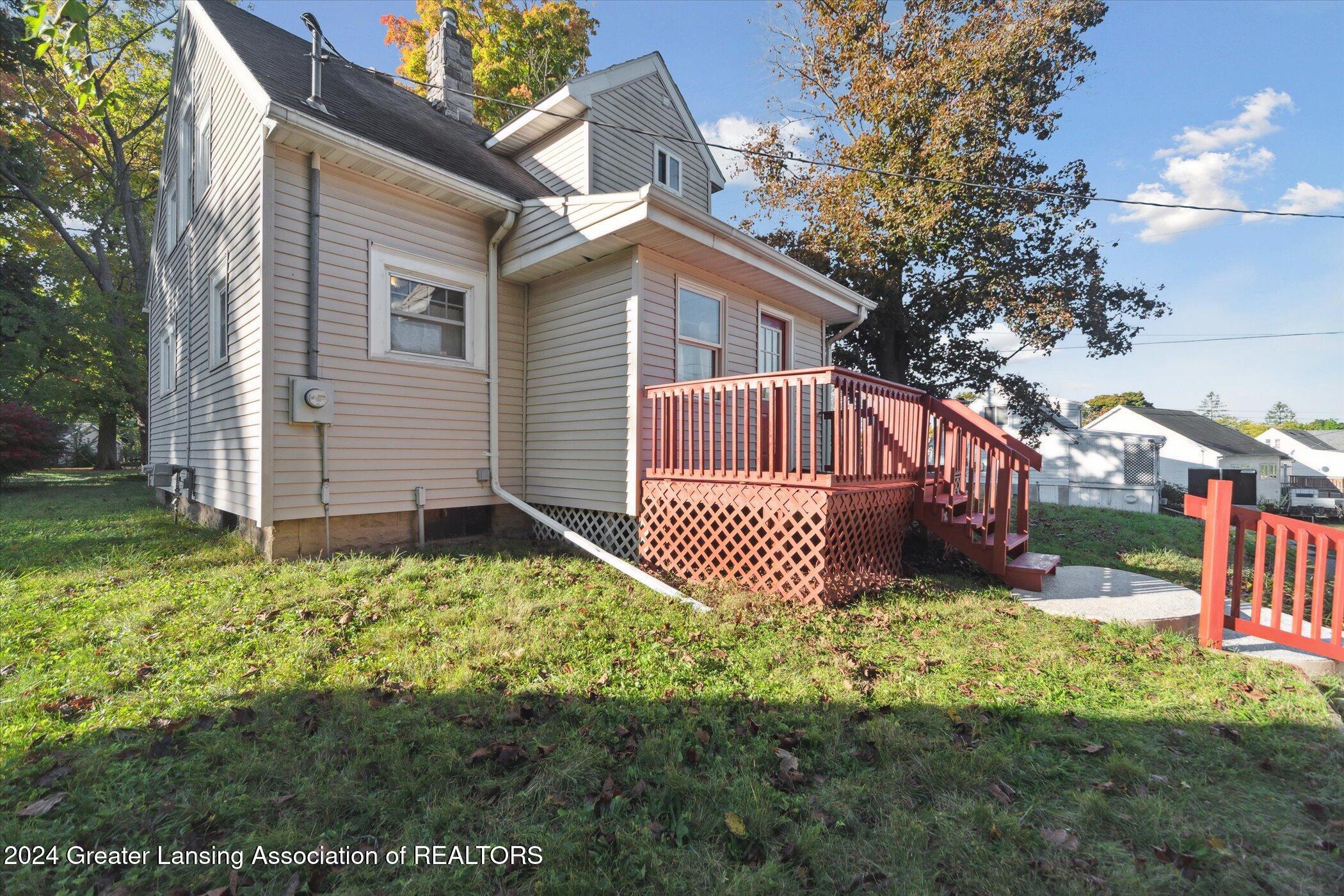 601 Ridgewood Avenue Lansing, MI 48910 - Photo 32 of 35 35-601-Ridgewood-Ave-Lansing-MI-48910-Wi