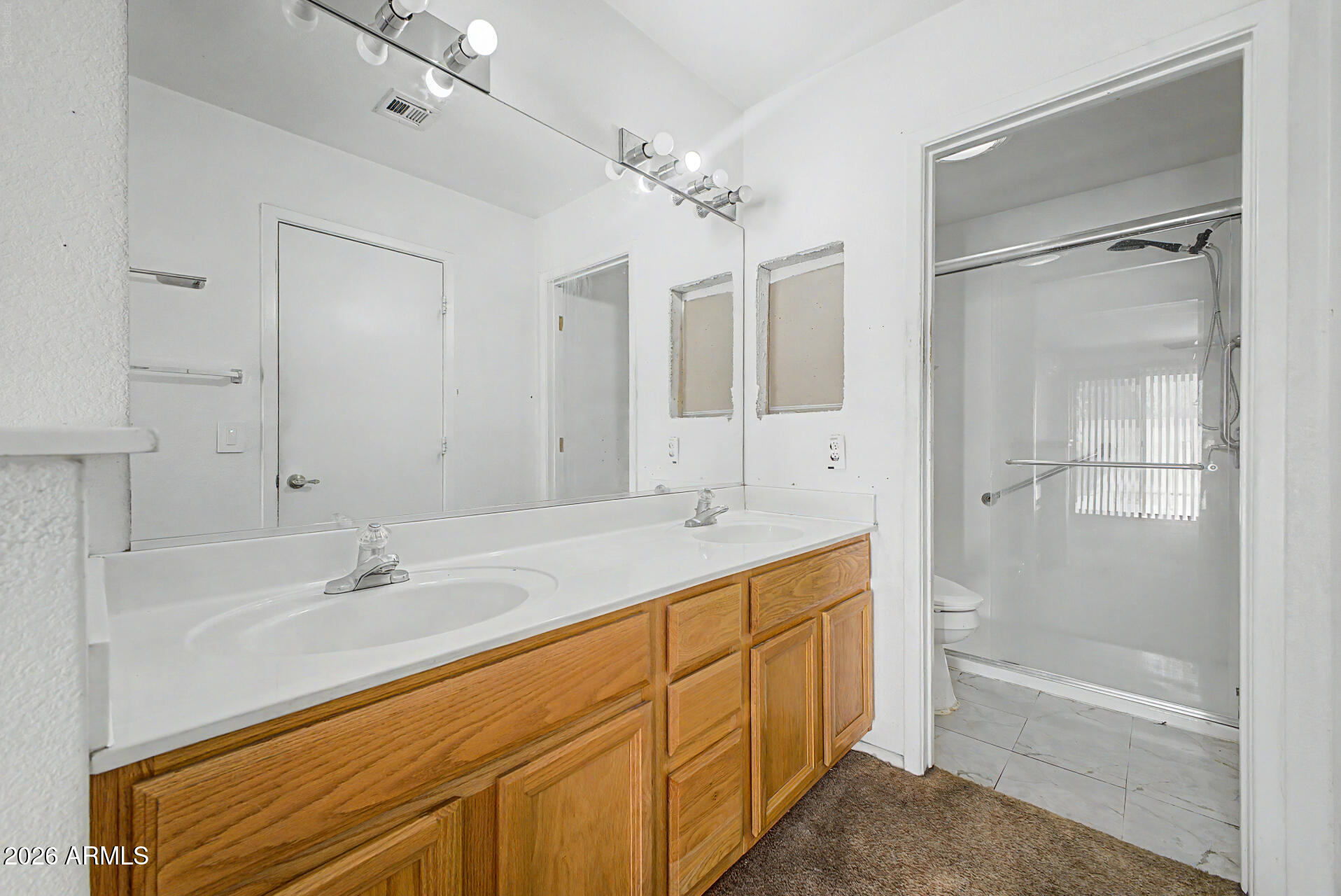 1621 East Darrel Road Phoenix, AZ 85042 - Photo 17 of 30 17 - Darrel