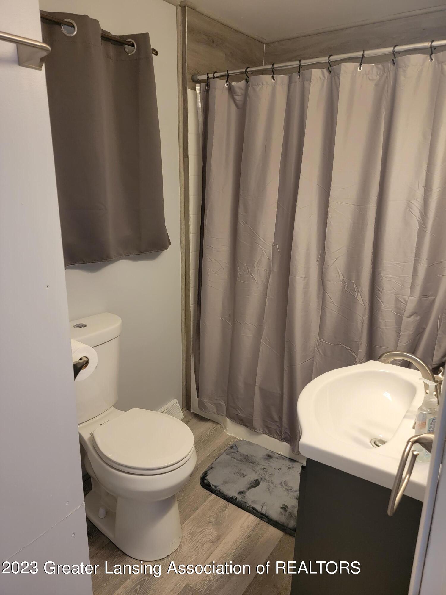 2301 West Jolly Road Lansing, MI 48911 - Photo 16 of 18 20230601_152914