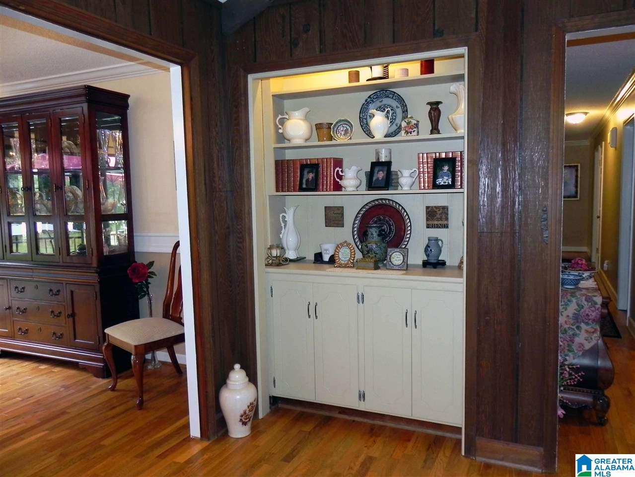 812 Cherokee Trail Anniston, AL 36206 - Photo 17 of 50