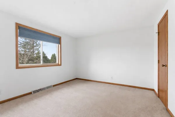 $520,000 | 69378 230th Avenue, Kasson, MN 55944