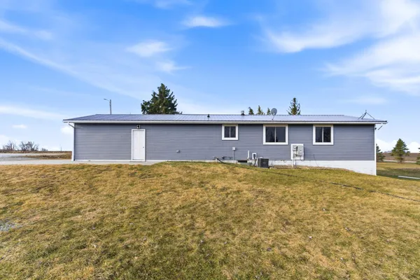 $520,000 | 69378 230th Avenue, Kasson, MN 55944