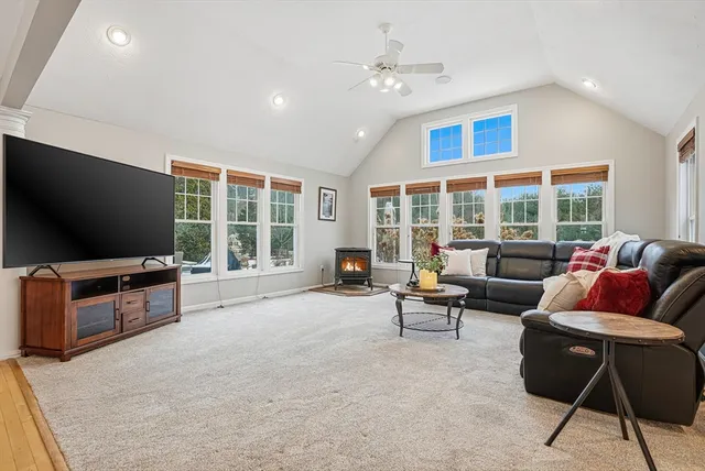 $1,599,900 | 4 Donna Pass, Hopkinton, MA 01748