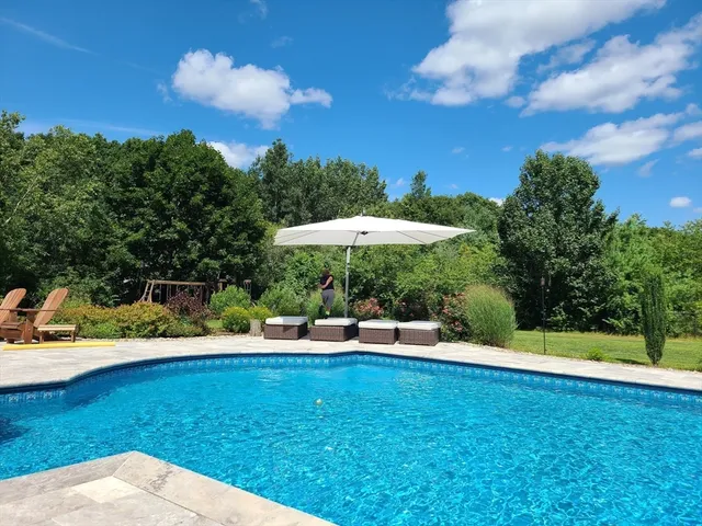 $1,599,900 | 4 Donna Pass, Hopkinton, MA 01748