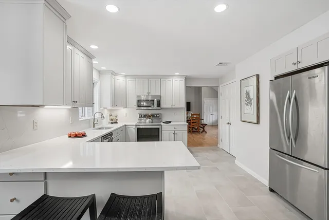 $1,599,900 | 4 Donna Pass, Hopkinton, MA 01748