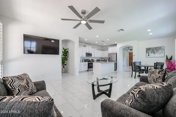 $7,500 | 10101 West Cordes Road, Tolleson, AZ 85353