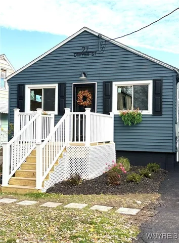 $189,900 | 27 Dwyer Street, West Seneca, NY 14224