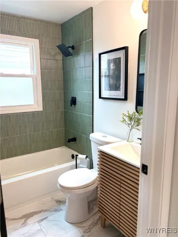 $189,900 | 27 Dwyer Street, West Seneca, NY 14224