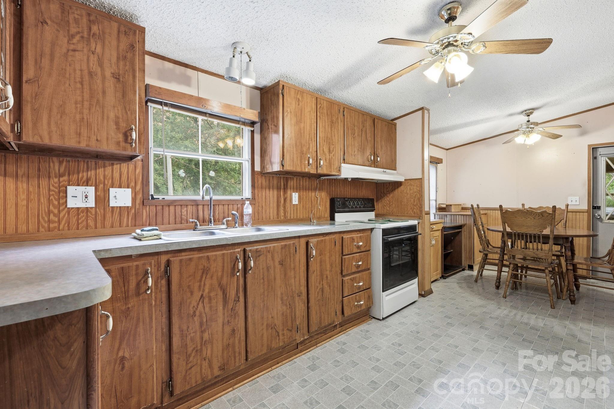 3383 Thickety Road Clyde, NC 28721 - Photo 32 of 44
