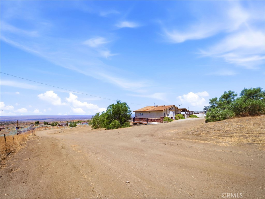29935 Maypath Road Juniper Hills, CA 93543 - Photo 47 of 65
