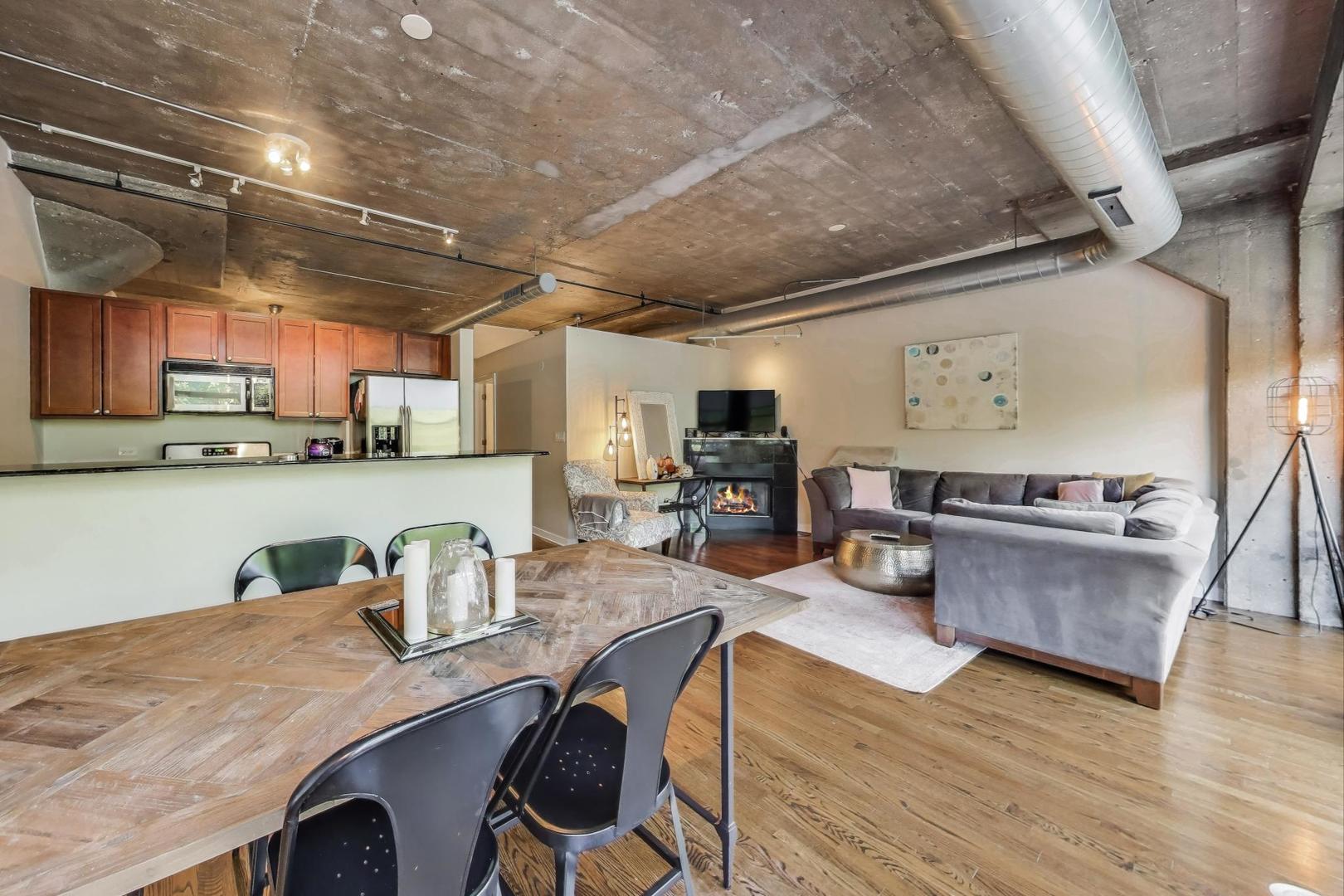 1001 West 15th Street, Unit 241 Chicago, IL 60608 - Photo 8 of 40