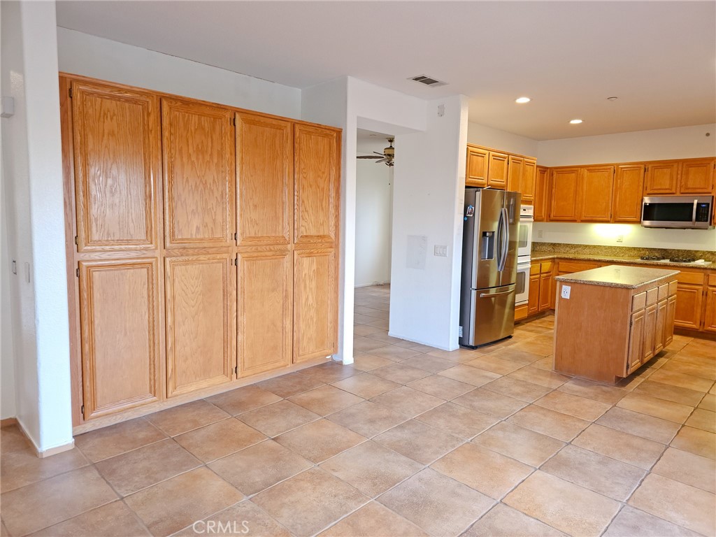 7203 Westhaven Place Rancho Cucamonga, CA 91739 - Photo 15 of 58