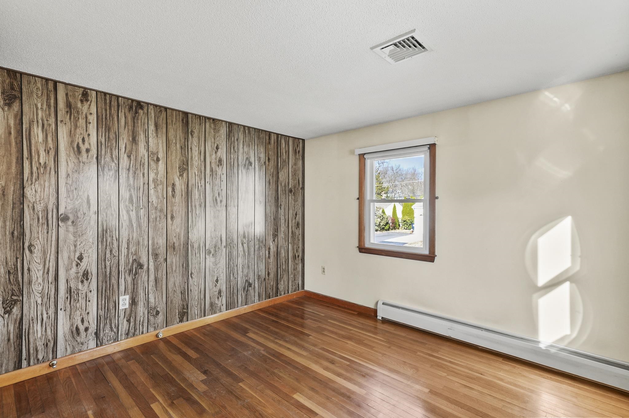 13 March Street Nashua, NH 03060 - Photo 6 of 38 Gallery Image 6