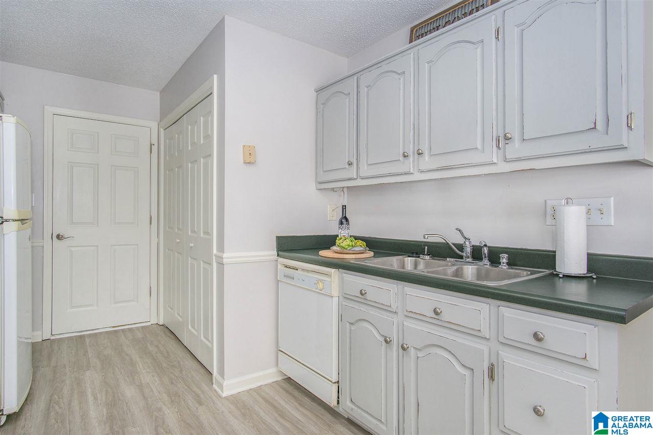149 Summerchase Parkway Calera, AL 35040 - Photo 11 of 28